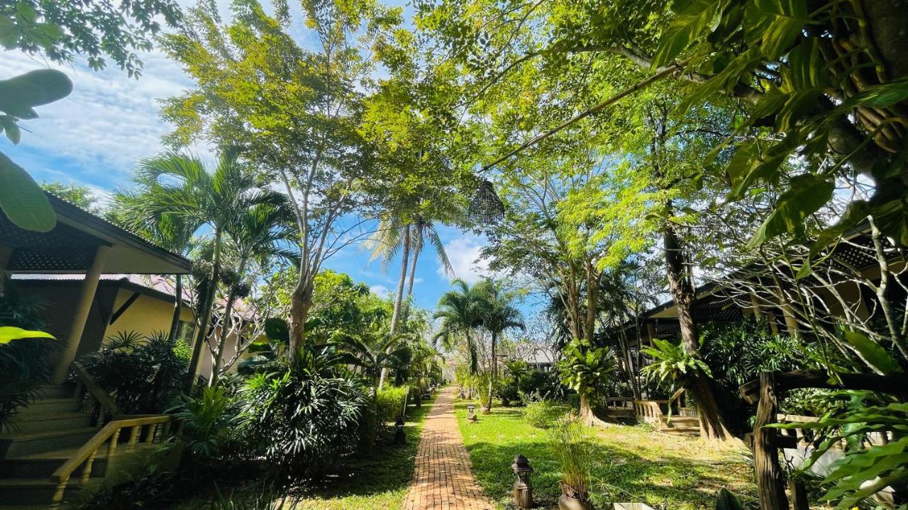 Clean Beach Resort Ko Lanta Dış mekan fotoğraf